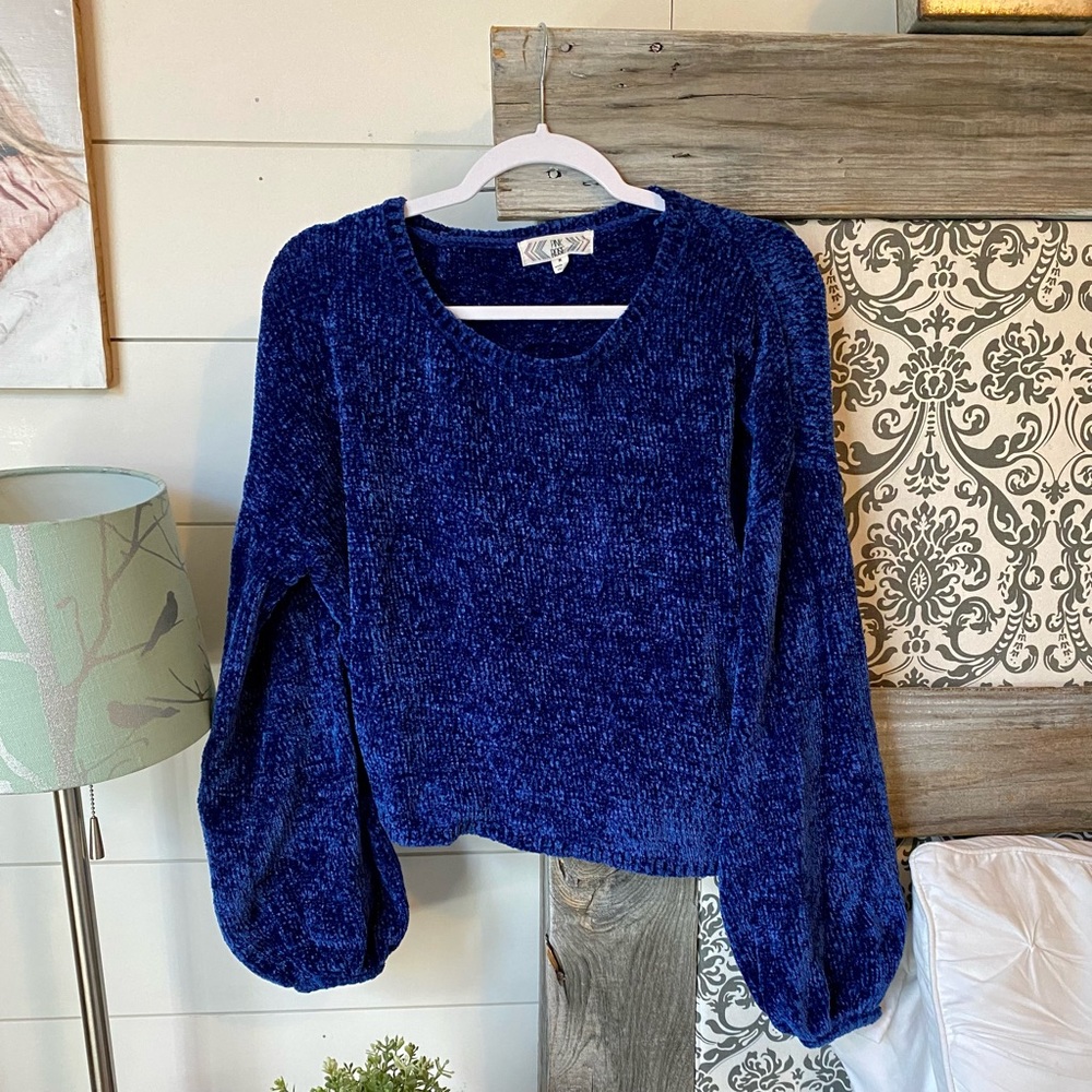 DONATING SUNDAY cropped bubble sleeve sweater